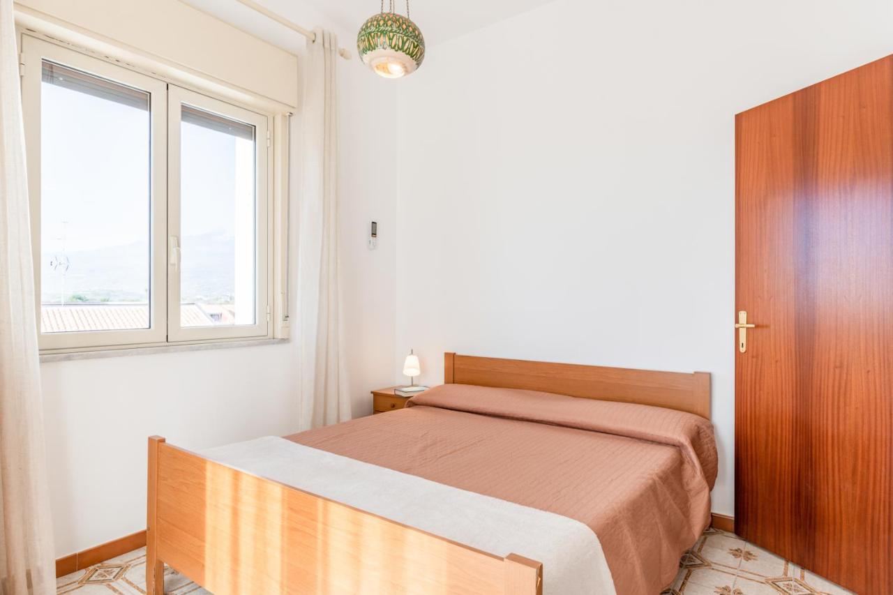 Giardini Naxos Apartment With Terrace Near The Sea Εξωτερικό φωτογραφία
